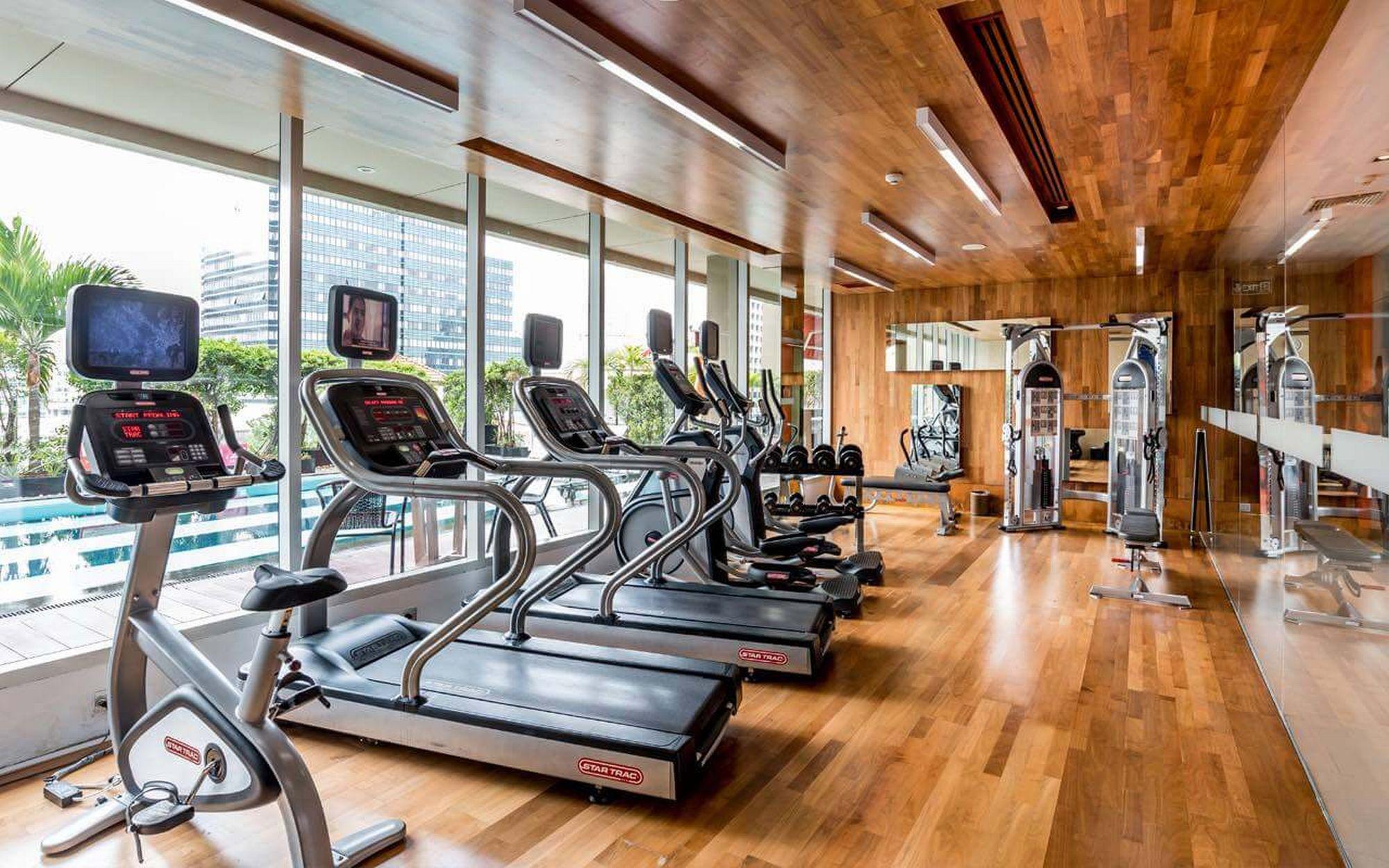 Hilton Garden Inn Bangkok Silom Zewnętrze zdjęcie
